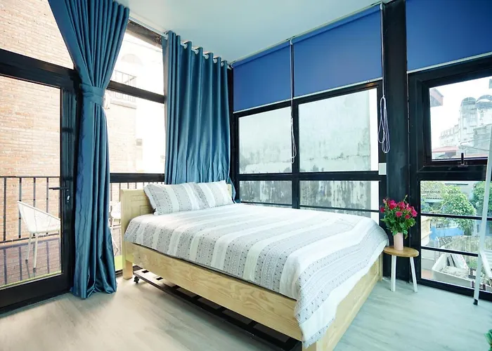 Homestay Private In Center-almor Ha Long